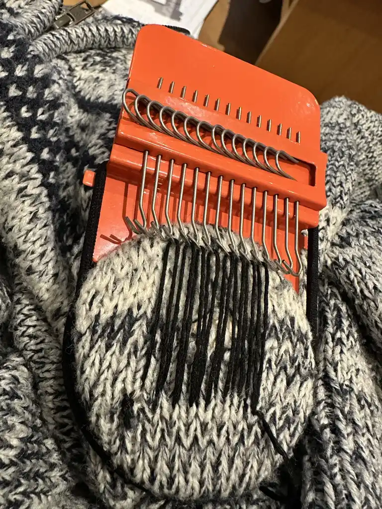 picture of loom attached to jumper